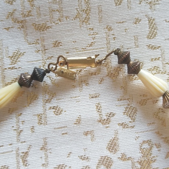 Statement necklace - Picture 2 of 4